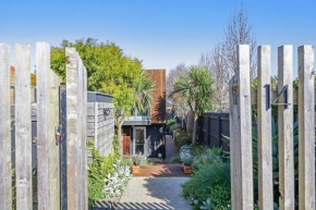 Silver Ball Retreat, Warrnambool